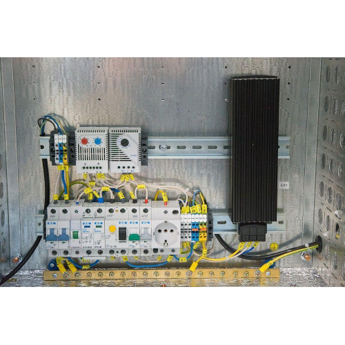 Шкаф коммутационный ЦМО (ШТВ-Н-15.6.5-4ААА-Т1) настенный 15U 600x530мм пер.дв.металл несъемн.бок.пан. 150кг серый 120град. 750мм всепогодный с вентилятором с нагревателем укомплектованный Шкаф коммутационный ЦМО (ШТВ-Н-15.6.5-4ААА-Т1) настенный 15U 600x530мм пер.дв.металл несъемн.бок.пан. 150кг серый 120град. 750мм всепогодный с вентилятором с нагревателем укомплектованный
