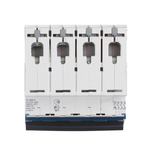Авт.выкл.TX3 C32A 4П 6000 LEGRAND Авт.выкл.TX3 C32A 4П 6000 LEGRAND