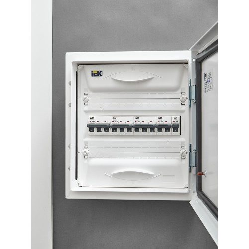 ARMAT Автоматический выключатель M10N 3P B 6А IEK ARMAT Автоматический выключатель M10N 3P B 6А IEK