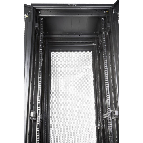Шкаф коммутационный Lanmaster (TWT-CBB-42U-6X8-P1) напольный 42U 600x800мм пер.дв.перфор. задн.дв.перфор.2-хст. 2 бок.пан. 800кг черный 726мм 92кг 2055мм IP20 металл Шкаф коммутационный Lanmaster (TWT-CBB-42U-6X8-P1) напольный 42U 600x800мм пер.дв.перфор. задн.дв.перфор.2-хст. 2 бок.пан. 800кг черный 726мм 92кг 2055мм IP20 металл