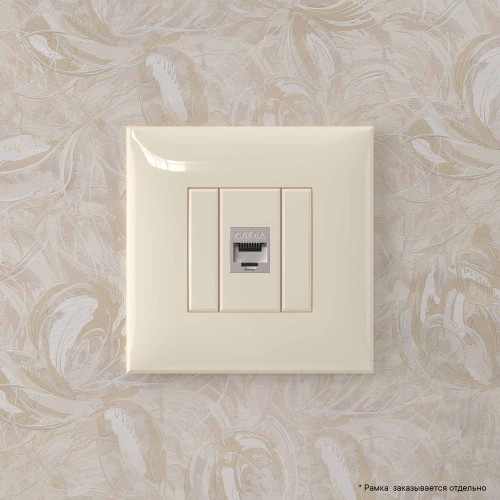Компьютерная розетка RJ-45 без шторки в стену, кат.6A одинарная экранированная, Avanti, ванильная дымка Компьютерная розетка RJ-45 без шторки в стену, кат.6A одинарная экранированная, Avanti, ванильная дымка