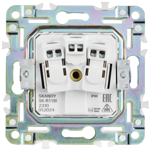 SKANDY Розетка 1-местная с заземлением с защитными шторками и крышкой 16А IP44 SK-R11Bl черный IEK SKANDY Розетка 1-местная с заземлением с защитными шторками и крышкой 16А IP44 SK-R11Bl черный IEK
