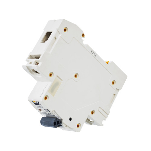 ARMAT Автоматический выключатель M10N 1P C 32А IEK ARMAT Автоматический выключатель M10N 1P C 32А IEK