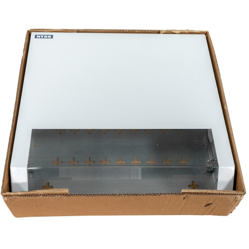 Шкаф коммутационный NTSS (NTSS-SOHO5U) настенный 5U 520x140мм пер.дв.стекл несъемн.бок.пан. 80кг белый 11кг 480мм IP20 металл
