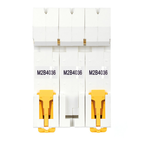 ARMAT Автоматический выключатель M06N 3P B 40А IEK