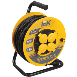 INDUSTRIAL PLUS Катушка УК40 4 места IP44 с заземлением с термозащитой 3х1,5мм2 40м IEK