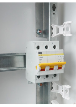 IEK MNV10-3-100