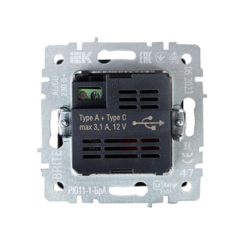 BRITE Розетка USB A+C 18Вт РЮ11-1-БрА алюминий IEK BRITE Розетка USB A+C 18Вт РЮ11-1-БрА алюминий IEK