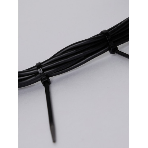 IEK UHH32-D025-150-100