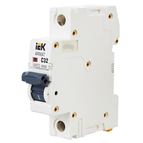 ARMAT Автоматический выключатель M06N 1P C 32А IEK ARMAT Автоматический выключатель M06N 1P C 32А IEK