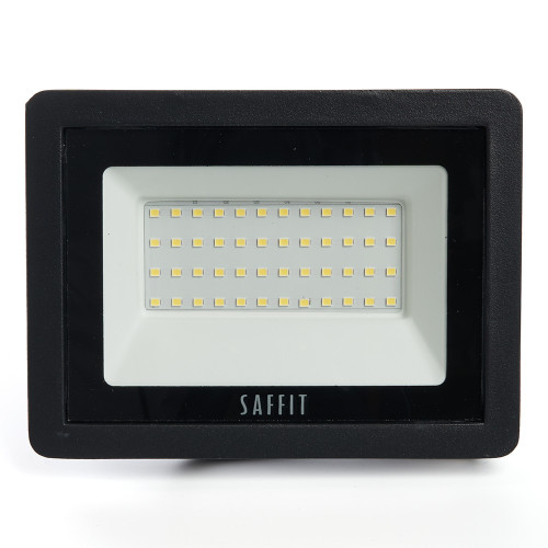 Светодиодный прожектор SAFFIT SFL90-50 IP65 50W 4000K черный Светодиодный прожектор SAFFIT SFL90-50 IP65 50W 4000K черный