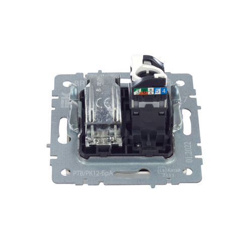 BRITE Розетка двойная TV+RJ45 кат.5E РТВ/РК12-БрА алюминий IEK BRITE Розетка двойная TV+RJ45 кат.5E РТВ/РК12-БрА алюминий IEK