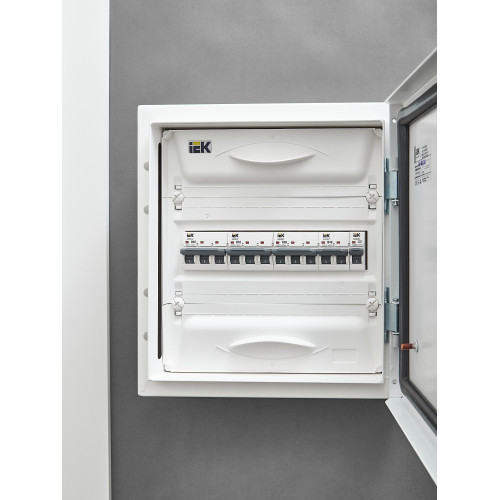 ARMAT Автоматический выключатель M06N 3P D 32А IEK ARMAT Автоматический выключатель M06N 3P D 32А IEK