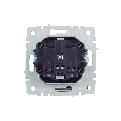 BRITE Розетка 1-местная с заземлением с защитными шторками и крышкой 16А IP20 РСбш10-3-БрШ шампань IEK BRITE Розетка 1-местная с заземлением с защитными шторками и крышкой 16А IP20 РСбш10-3-БрШ шампань IEK