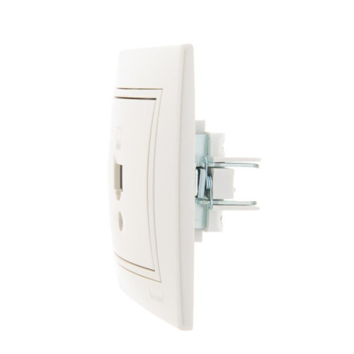 Розетка компьютерная 1-м СП Mira RJ45 16А IP20 со вставкой жемчуж./бел. перламутр. LEZARD 701-3030-139 Розетка компьютерная 1-м СП Mira RJ45 16А IP20 со вставкой жемчуж./бел. перламутр. LEZARD 701-3030-139