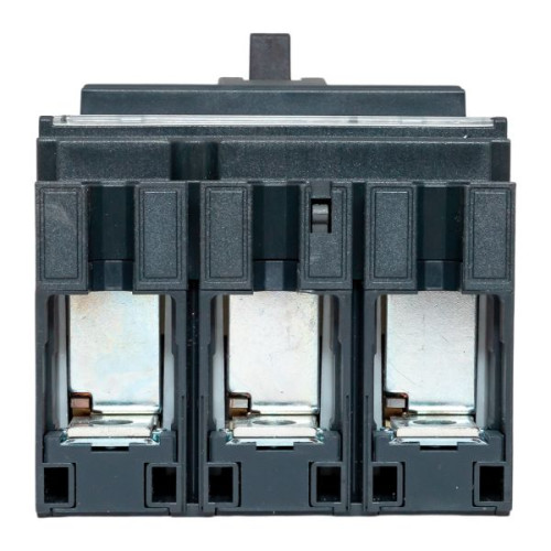 ВА-99C 250/250А 3P 45кА с термомагнитным расцепителем EKF ВА-99C 250/250А 3P 45кА с термомагнитным расцепителем EKF