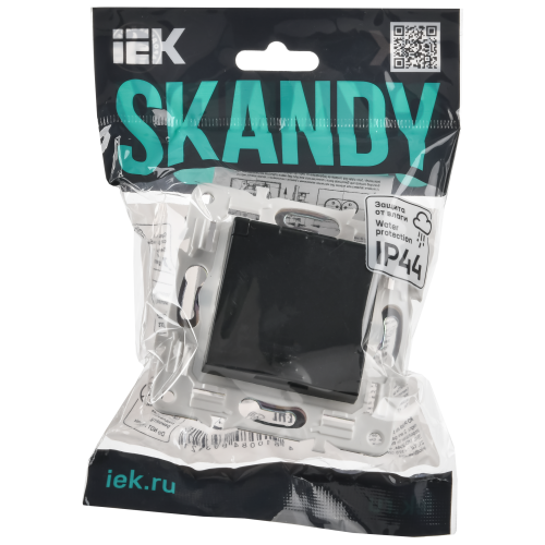SKANDY Розетка 1-местная с заземлением с защитными шторками и крышкой 16А IP44 SK-R11Bl черный IEK SKANDY Розетка 1-местная с заземлением с защитными шторками и крышкой 16А IP44 SK-R11Bl черный IEK