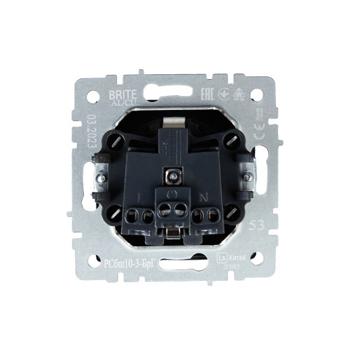 BRITE Розетка 1-местная с заземлением с защитными шторками и крышкой 16А IP20 РСбш10-3-БрГ графит IEK BRITE Розетка 1-местная с заземлением с защитными шторками и крышкой 16А IP20 РСбш10-3-БрГ графит IEK