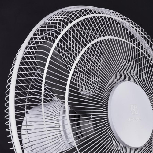 Вентилятор напольный EFF-1003D Electrolux НС-1187092 Вентилятор напольный EFF-1003D Electrolux НС-1187092