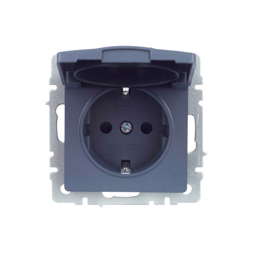 BRITE Розетка 1-местная с заземлением с защитными шторками и крышкой 16А IP20 РСбш10-3-БрМ маренго IEK BRITE Розетка 1-местная с заземлением с защитными шторками и крышкой 16А IP20 РСбш10-3-БрМ маренго IEK
