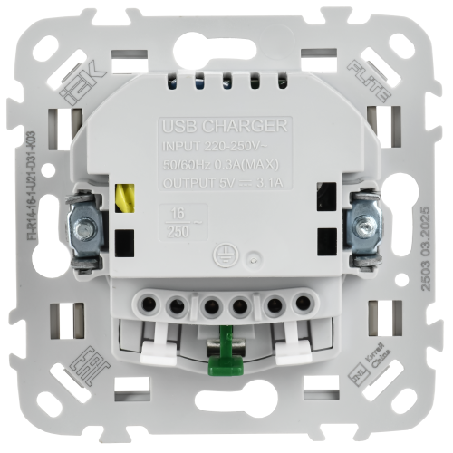 FLITE Розетка 1-местная с заземлением с защитными шторками 16А с USB A+A 3,1А безвинтовое крепление РСЮша11-1-ФлС серый IEK FLITE Розетка 1-местная с заземлением с защитными шторками 16А с USB A+A 3,1А безвинтовое крепление РСЮша11-1-ФлС серый IEK