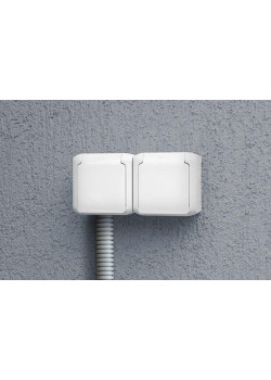 Розетка 2-м ОП Quteo 16А IP44 250В 2х2P+E с заземл. защ. шторки с крышкой бел. Leg 782323