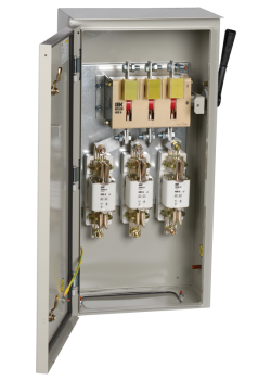 Ящик с рубильником и предохранителями ЯРП-400А У1 IP54 IEK