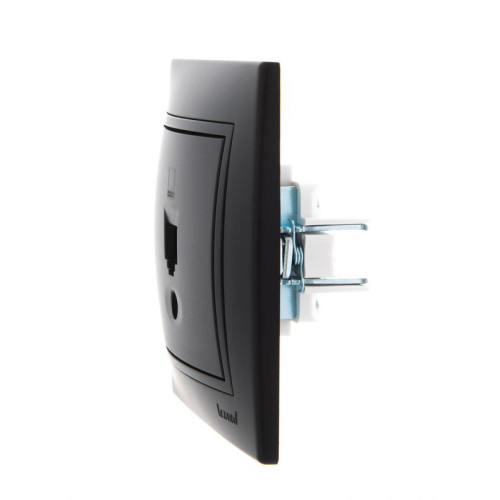 Розетка компьютерная 1-м СП Mira RJ45 черн. бархат LEZARD 701-4242-139 Розетка компьютерная 1-м СП Mira RJ45 черн. бархат LEZARD 701-4242-139
