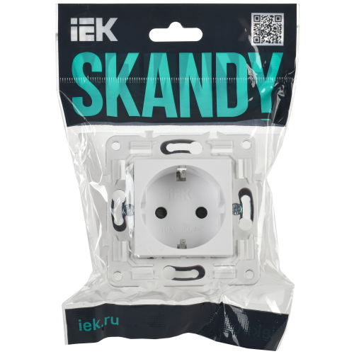 SKANDY Розетка с заземлением с защитными шторками 16А SK-R04W арктический белый IEK SKANDY Розетка с заземлением с защитными шторками 16А SK-R04W арктический белый IEK