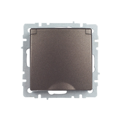 BRITE Розетка 1-местная с заземлением с защитными шторками и крышкой 16А IP44 РСбш10-3-44-БрТБ темная бронза IEK BRITE Розетка 1-местная с заземлением с защитными шторками и крышкой 16А IP44 РСбш10-3-44-БрТБ темная бронза IEK