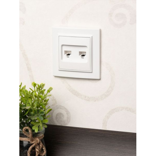 Минск Розетка RJ-45+Phone СП белая EKF