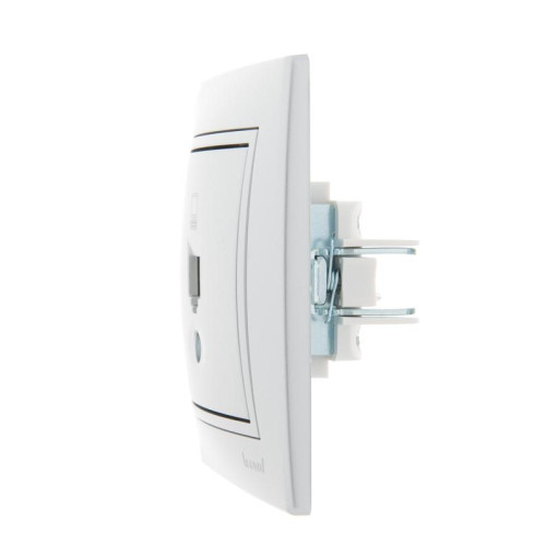 Розетка компьютерная 1-м СП Mira RJ45 сер. метал. LEZARD 701-1010-139 Розетка компьютерная 1-м СП Mira RJ45 сер. метал. LEZARD 701-1010-139