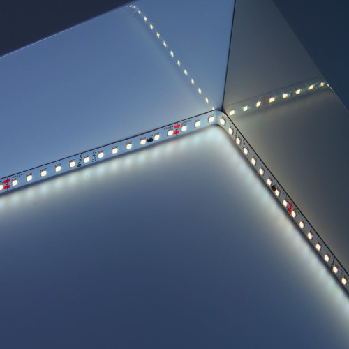 Светодиодная LED лента Feron LS520 стабилизированная, 120SMD(2835)/м 11Вт/м 24V 20000*10*1.22мм 6000К IP20