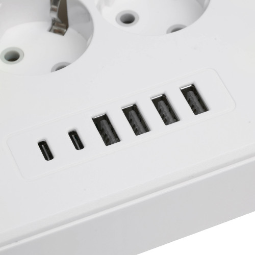 Удлинитель 3-местный c/з 3x1 мм2, 3 м, 250В, 10А, 4USB+2Type-C 2,4А, серия Home plus, белый STEKKER HM09-36-02 Удлинитель 3-местный c/з 3x1 мм2, 3 м, 250В, 10А, 4USB+2Type-C 2,4А, серия Home plus, белый STEKKER HM09-36-02