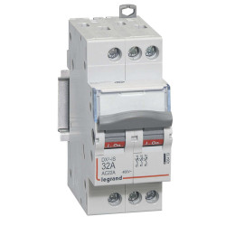 Выключатель-разъединитель 3п 32А DX3 Leg